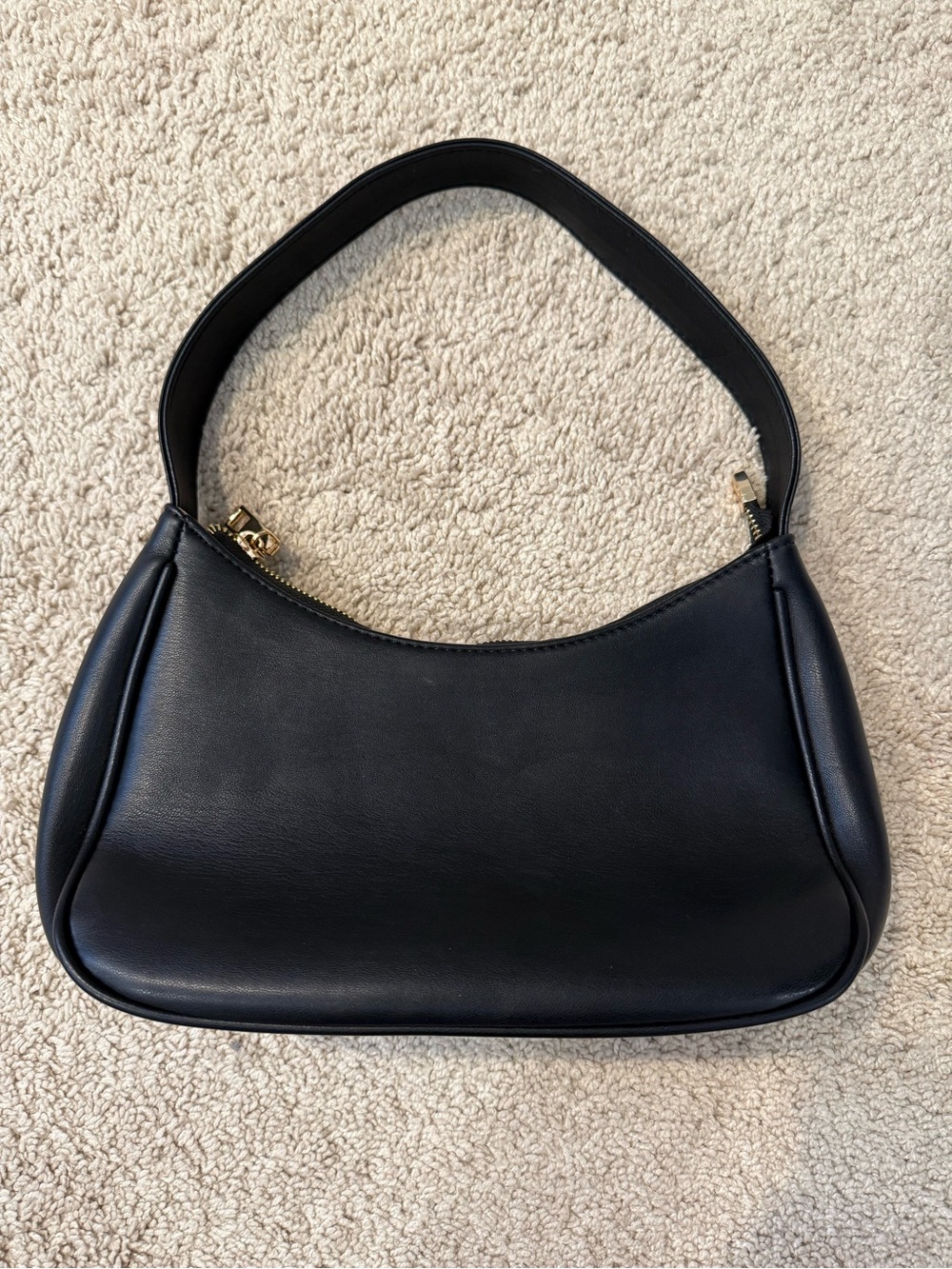 Classic Black Shoulder Bag - Sleek Women's Handbag - Picture 3 of 12